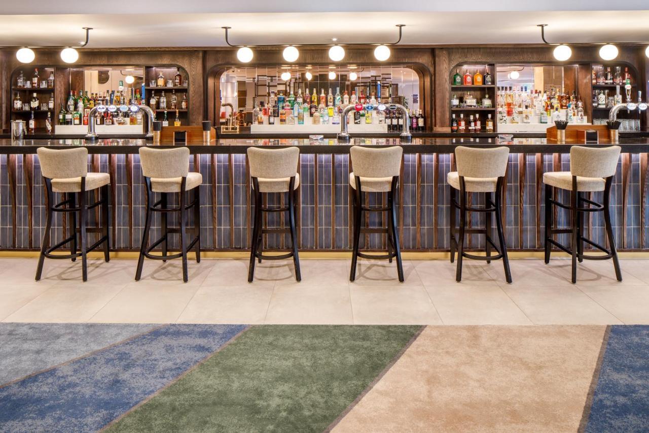 Delta Hotels By Marriott Warwick 워릭 외부 사진