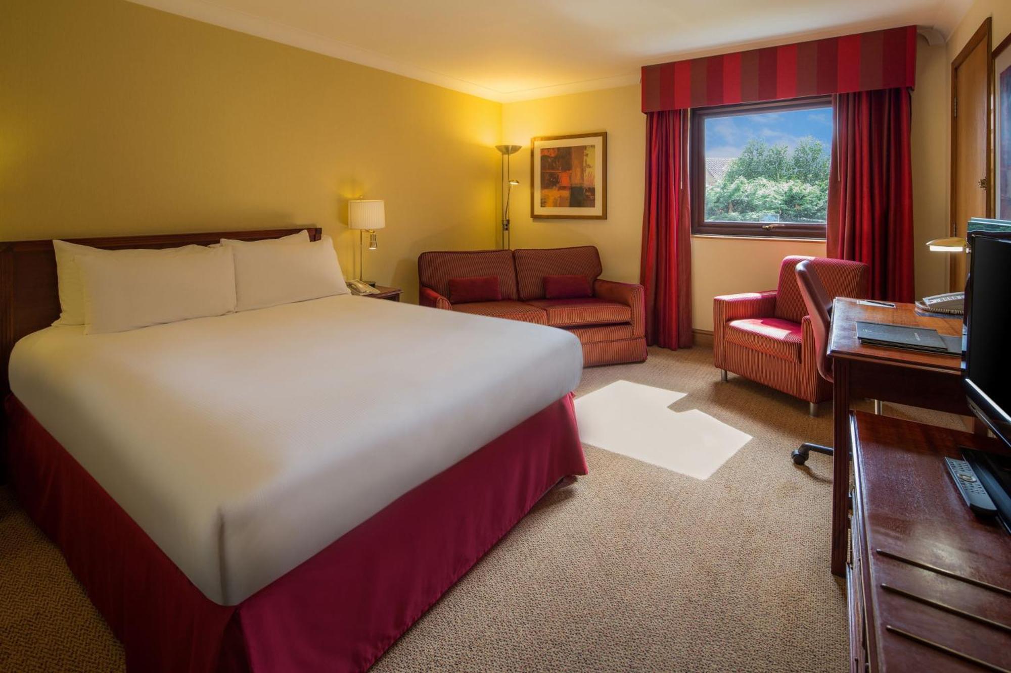 Delta Hotels By Marriott Warwick 워릭 외부 사진