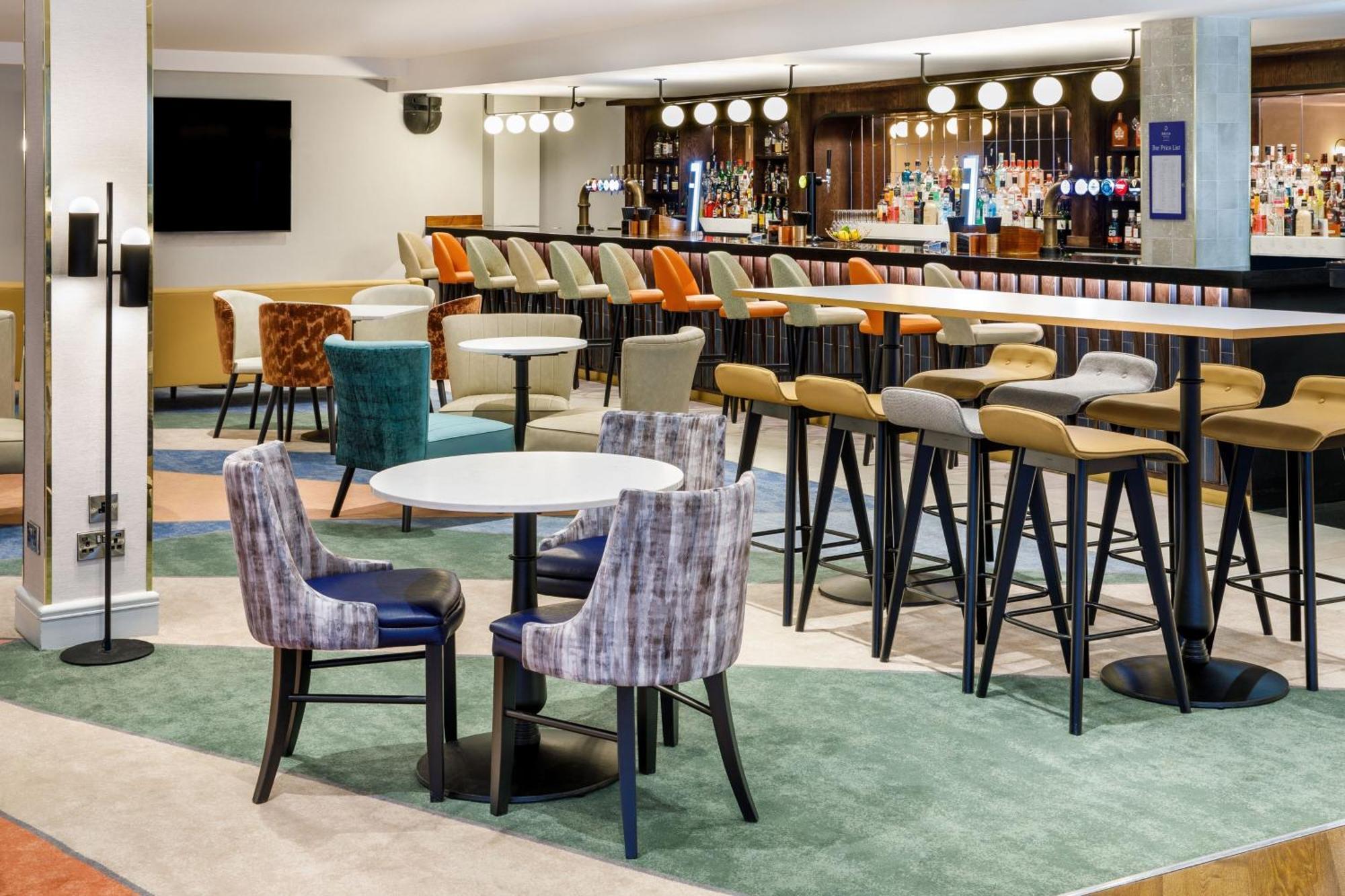 Delta Hotels By Marriott Warwick 워릭 외부 사진